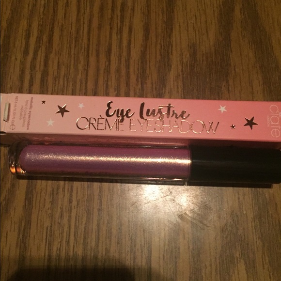 NWT makeup bundle - Picture 2 of 6